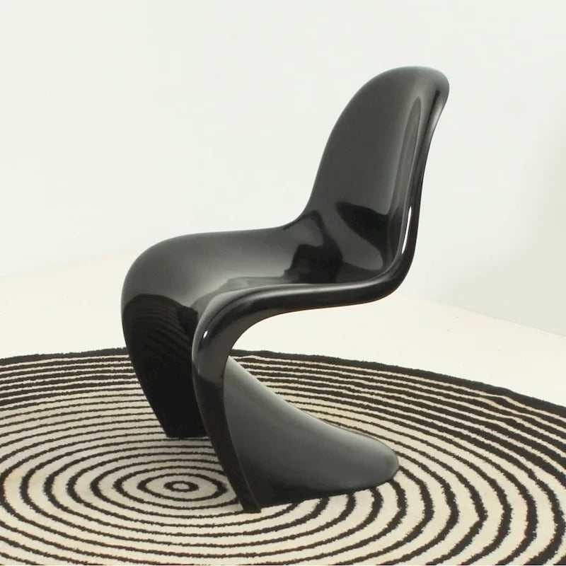 Shiny Finish Dining Chair Set of 4 Ergonomic Polypropylene Seat