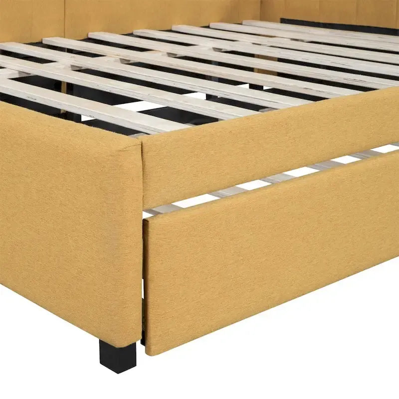 Gestoffeerd ligbed in full-size met onderschuifbed en linnen bekleding